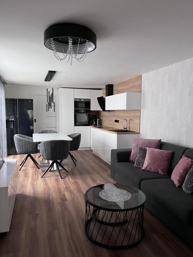 Elizabeth'S Apartments เวลเค ปาโบลวิตเซ ภายนอก รูปภาพ